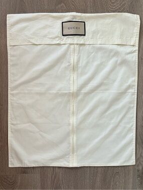 Gucci dust cover garment bag